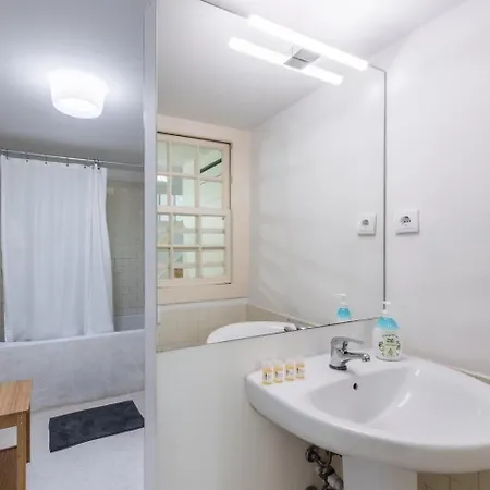 Guestready - Guindais Well House 3* Porto